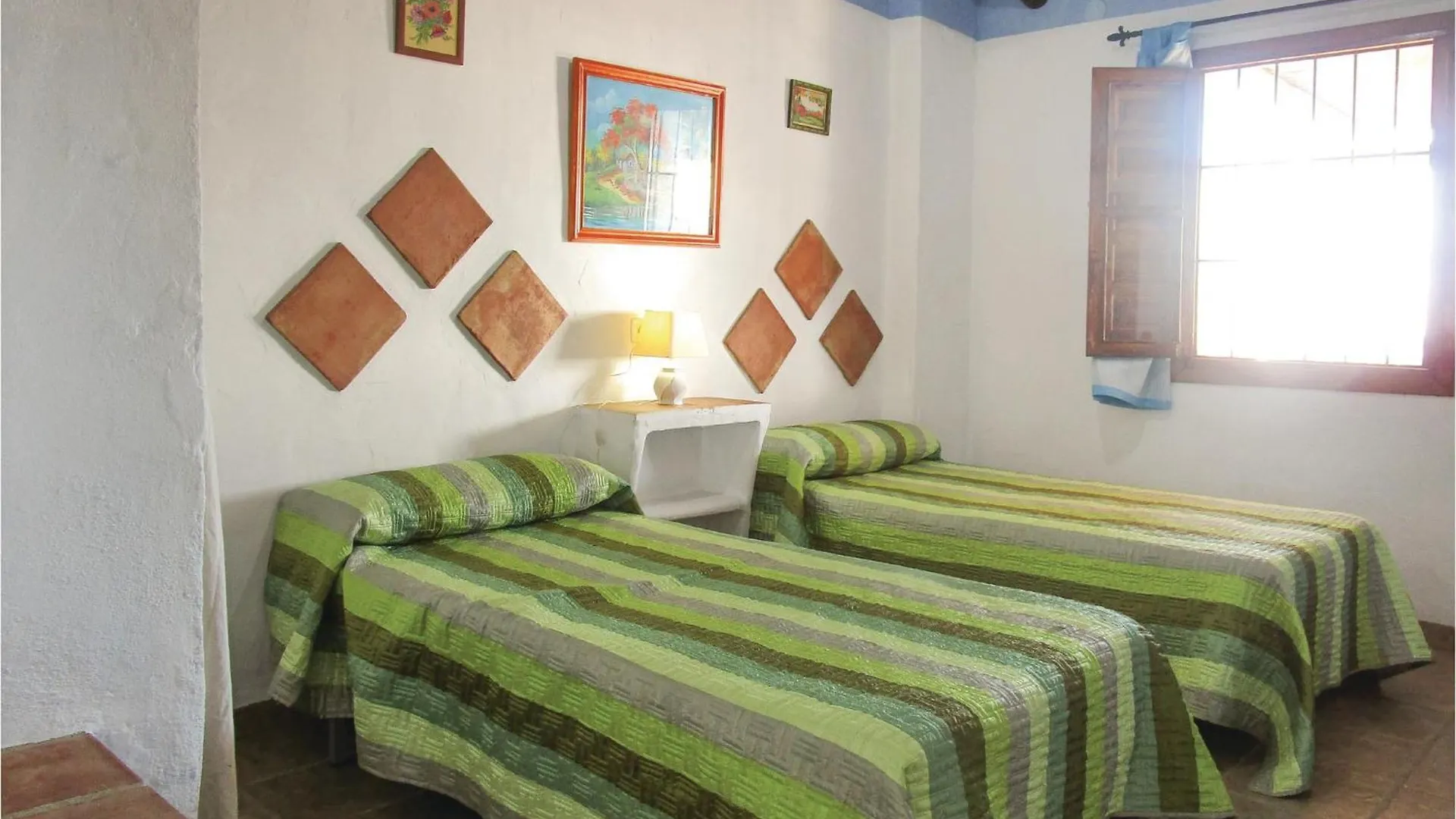 Gorgeous Home In Frigiliana With Wifi 0*,